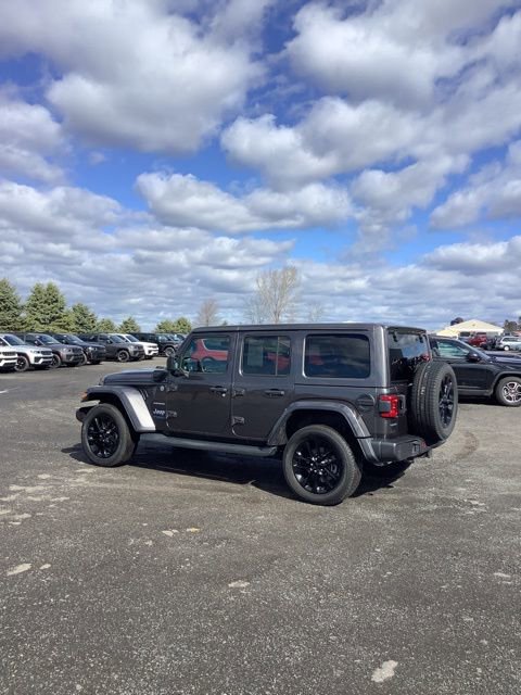 Certified 2021 Jeep Wrangler Unlimited Sahara w/ Cold Weather Group image 8