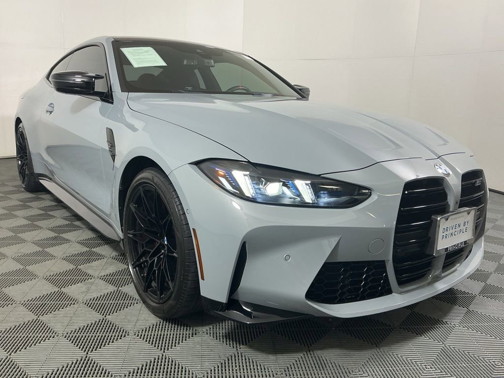 Used 2025 BMW M4 Competition w/ Executive Package image 4