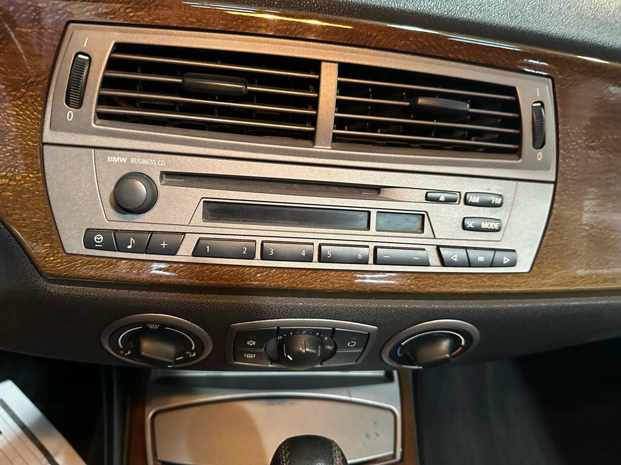 Used 2004 BMW Z4 2.5i RWD image 14
