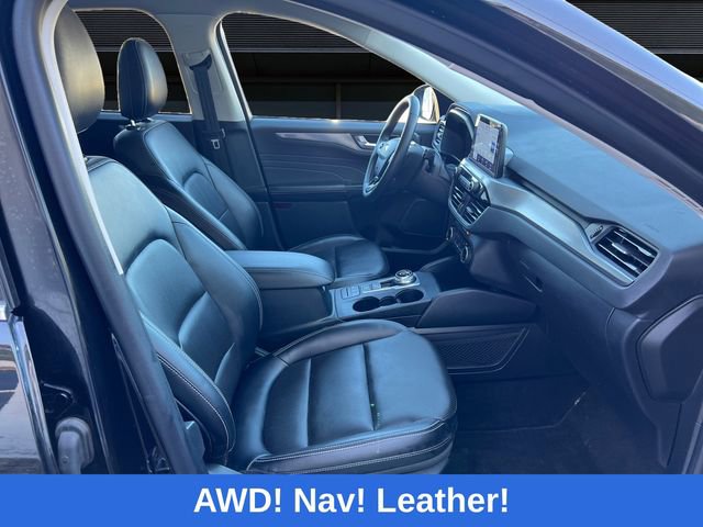Certified 2022 Ford Escape Titanium image 15