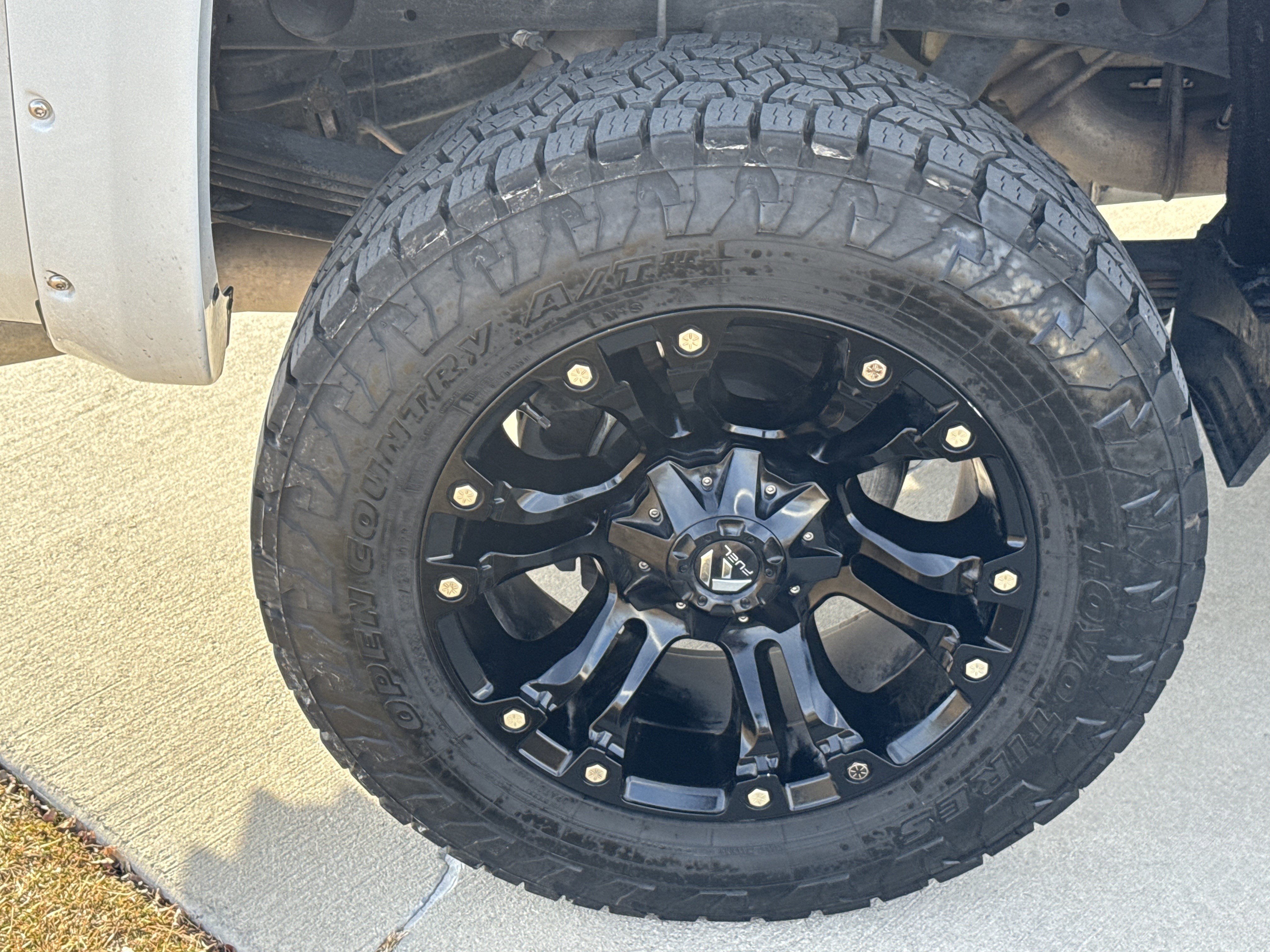 Used 2017 Chevrolet Silverado 2500 High Country w/ Duramax Plus Package image 12