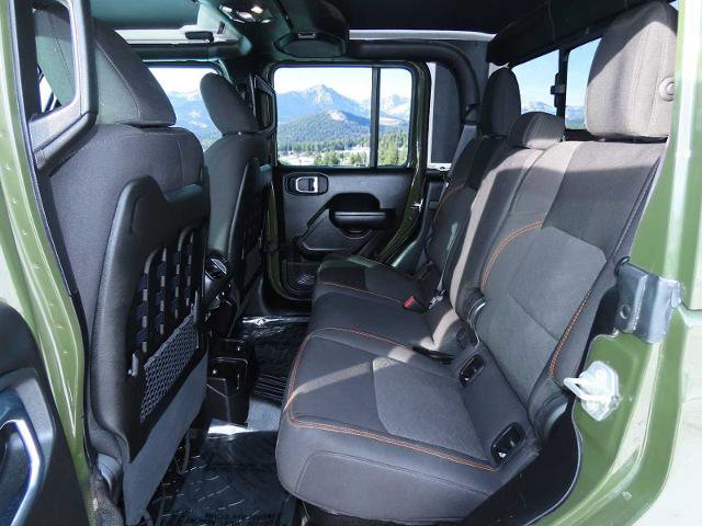 Used 2023 Jeep Gladiator Mojave w/ Cold Weather Group image 18