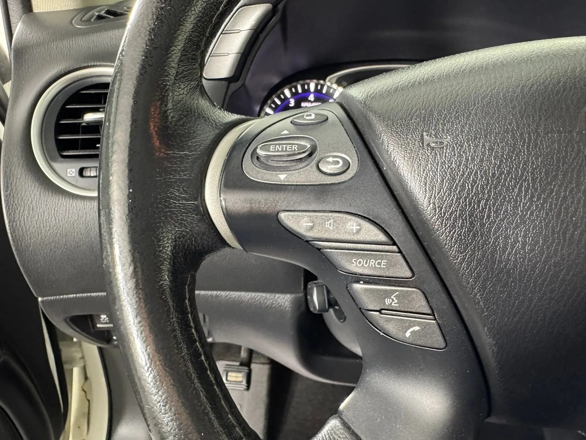 Used 2019 INFINITI QX60 Luxe AWD/4WD image 15