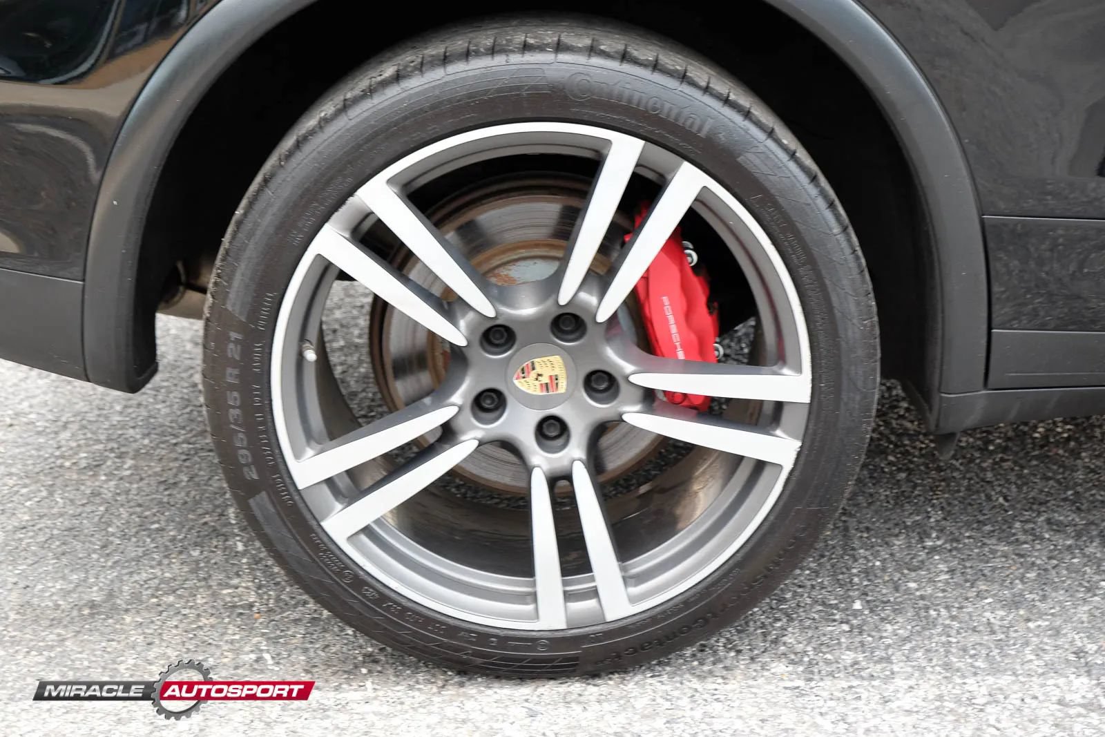 Used 2014 Porsche Cayenne Turbo AWD/4WD image 11