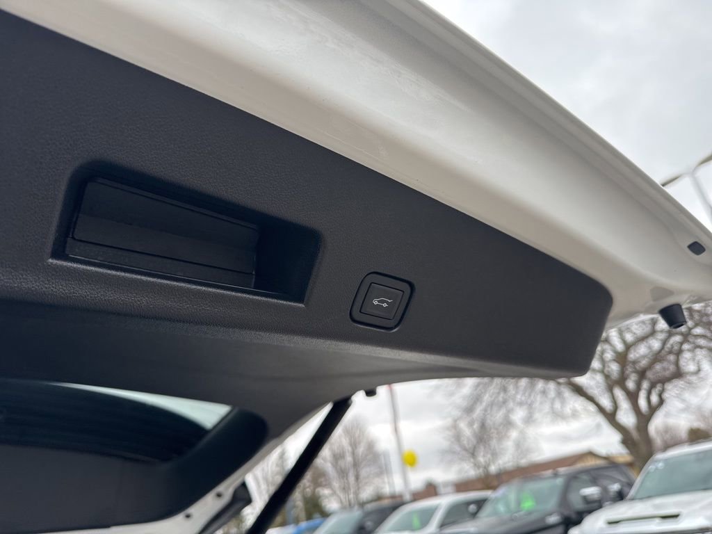 Certified 2024 GMC Acadia Elevation w/ Luxury Package image 38