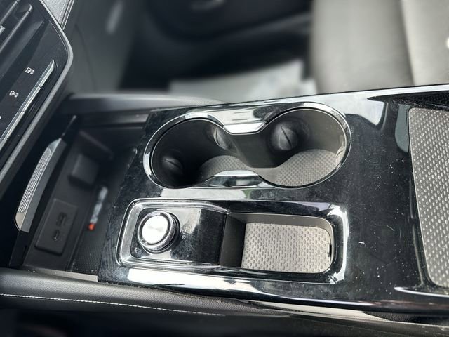 Used 2024 Buick Envision Sport Touring image 21