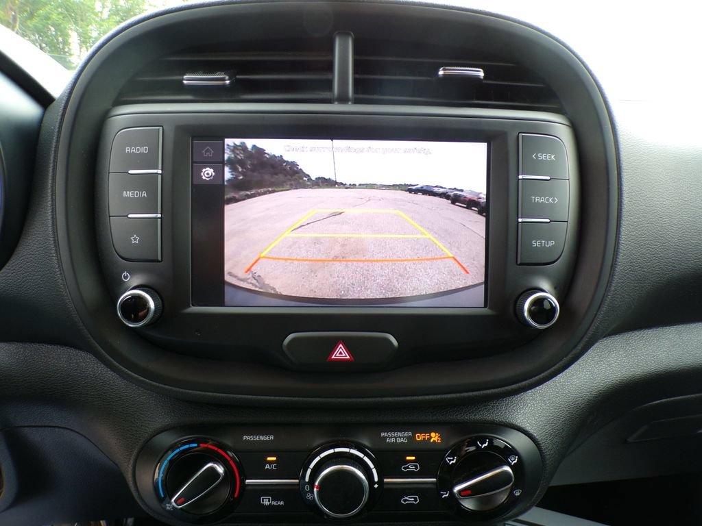 Used 2024 Kia Soul LX w/ Option Group 015 FWD image 22