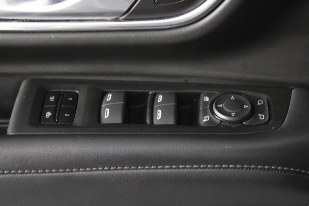 Used 2022 Chevrolet Tahoe LT w/ LT Signature Plus Package RWD image 28