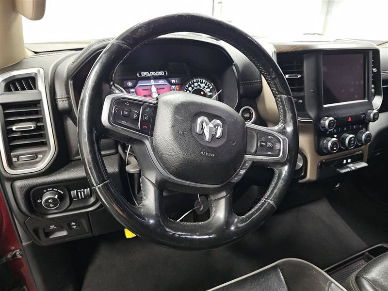 Used 2019 RAM 1500 Laramie AWD/4WD image 6