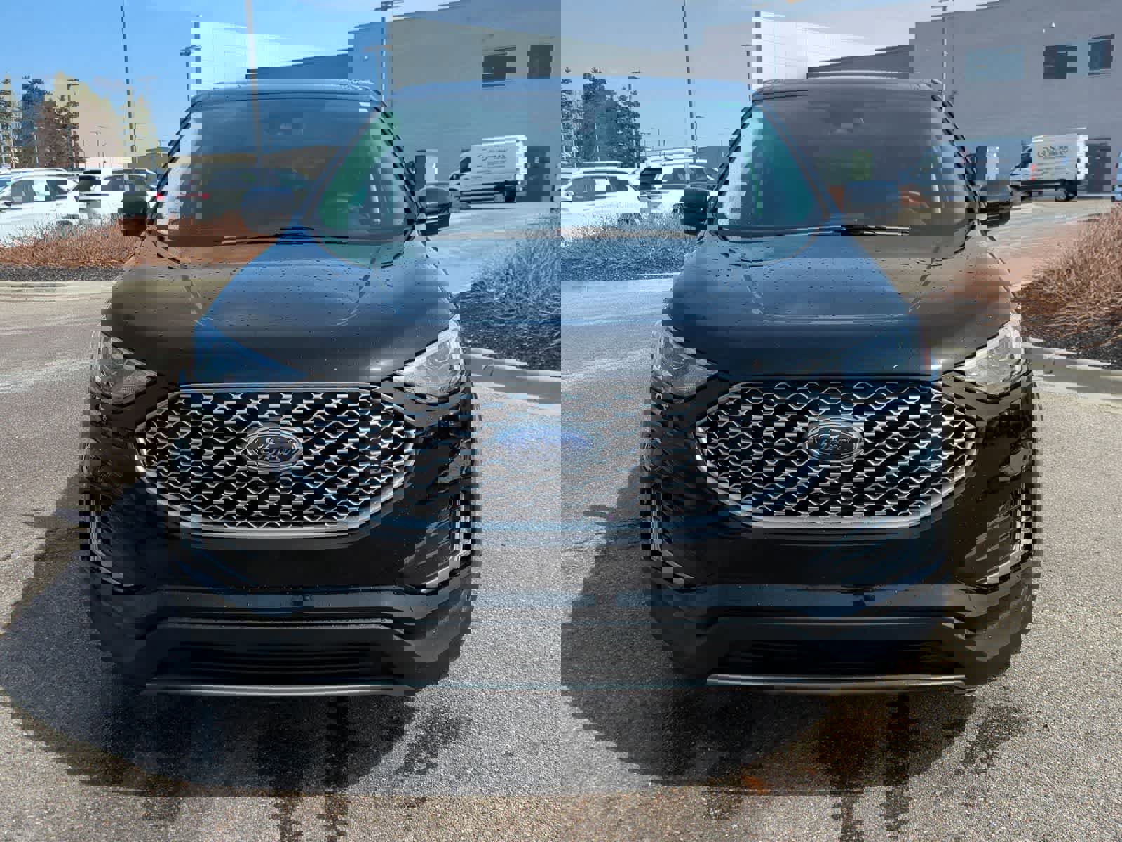 Used 2023 Ford Edge SEL w/ Convenience Package image 3