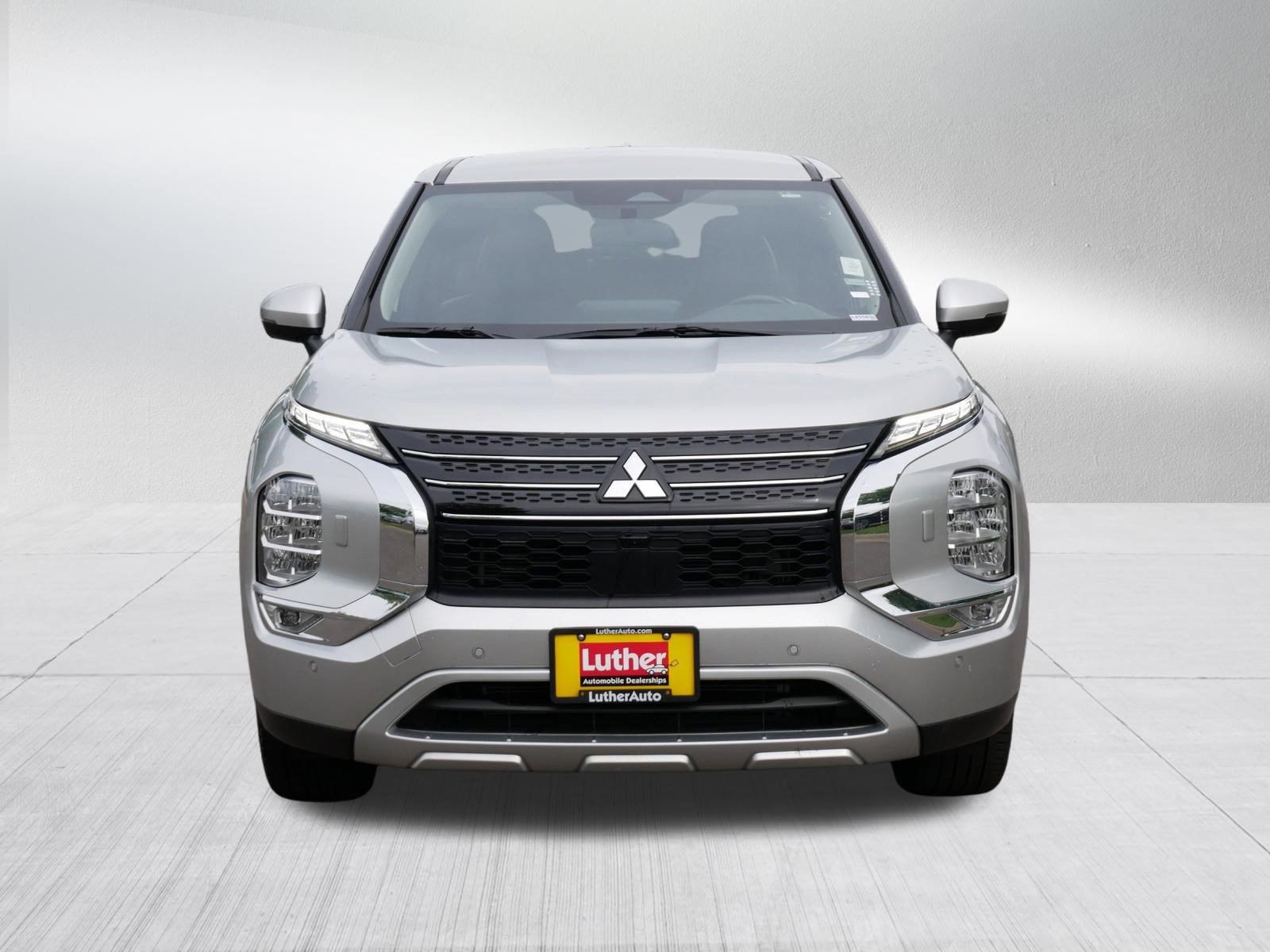 Used 2024 Mitsubishi Outlander SE AWD/4WD video 2