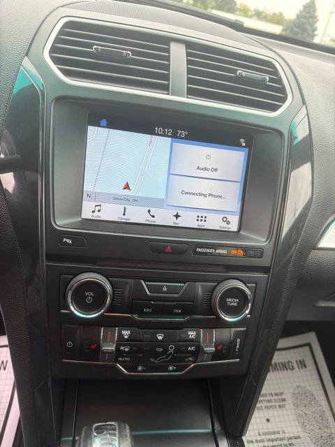 Used 2017 Ford Explorer XLT w/ Equipment Group 202A AWD/4WD image 20