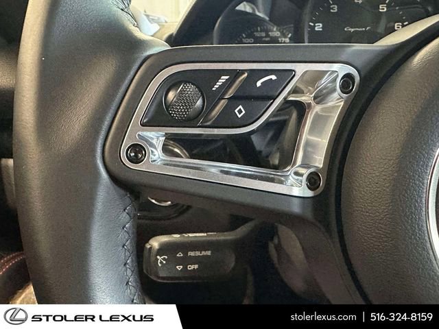 Used 2023 Porsche 718 Cayman RWD image 16