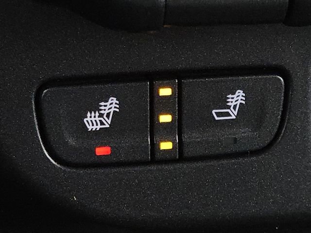 Used 2015 GMC Canyon SLT image 5