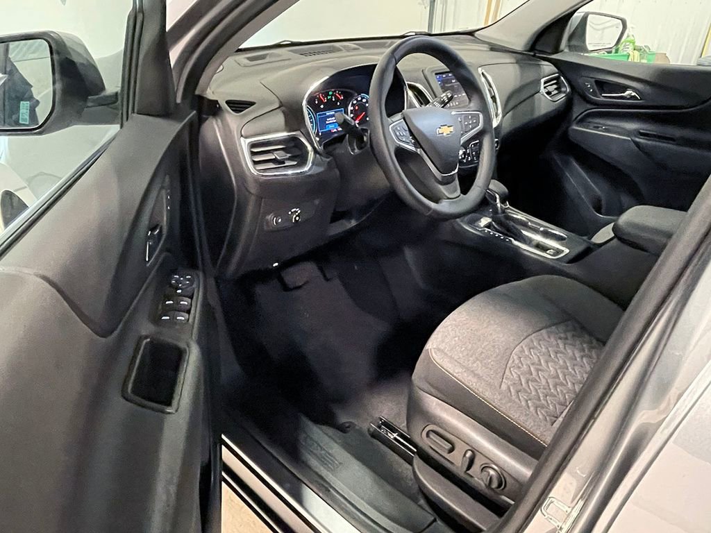 Used 2023 Chevrolet Equinox LT image 18