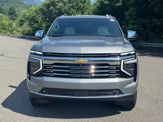New 2026 Chevrolet Suburban Premier AWD/4WD image 2