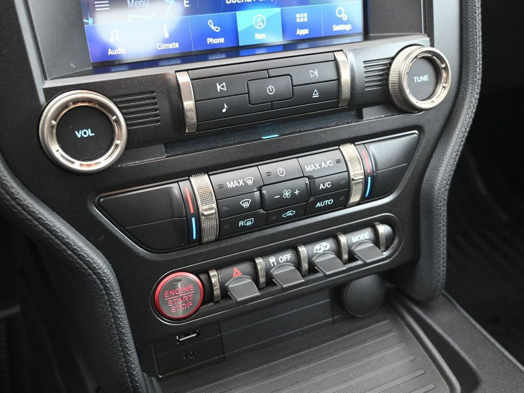 Certified 2021 Ford Mustang Shelby GT500 w/ Technology Package RWD image 16