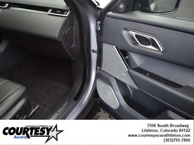 Used 2020 Land Rover Range Rover Velar S image 29