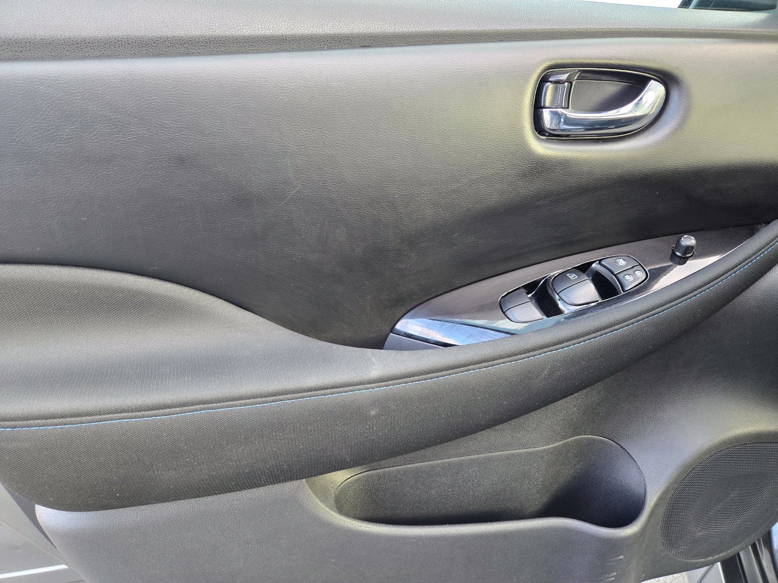 Used 2024 Nissan Leaf SV Plus FWD image 15
