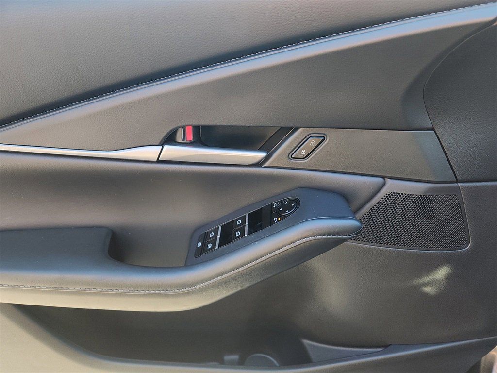 Used 2022 MAZDA CX-30 AWD 2.5 S w/ Select Package image 12