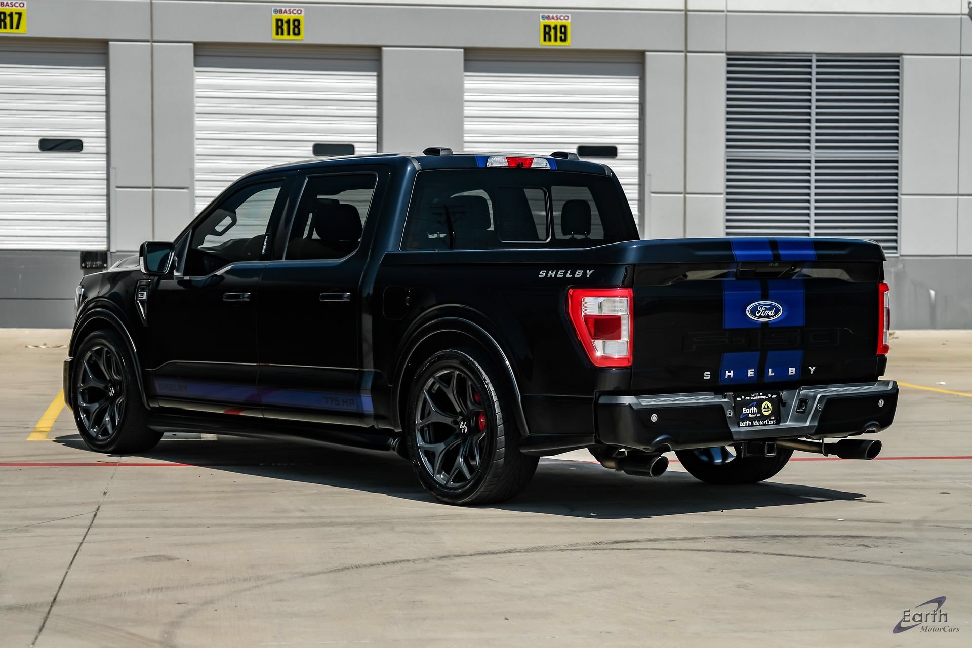 Used 2021 Ford F150 Lariat w/ Equipment Group 502A High AWD/4WD image 8