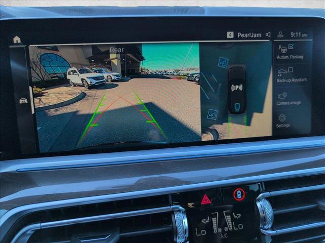 Used 2022 BMW X5 xDrive45e w/ Parking Assistance Package AWD/4WD image 14