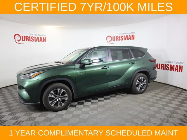 Used 2024 Toyota Highlander XLE FWD image 7