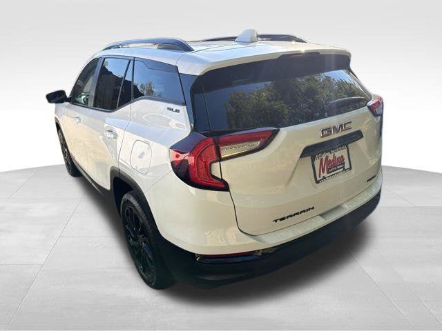 Used 2024 GMC Terrain SLE w/ Driver Convenience Package AWD/4WD image 7