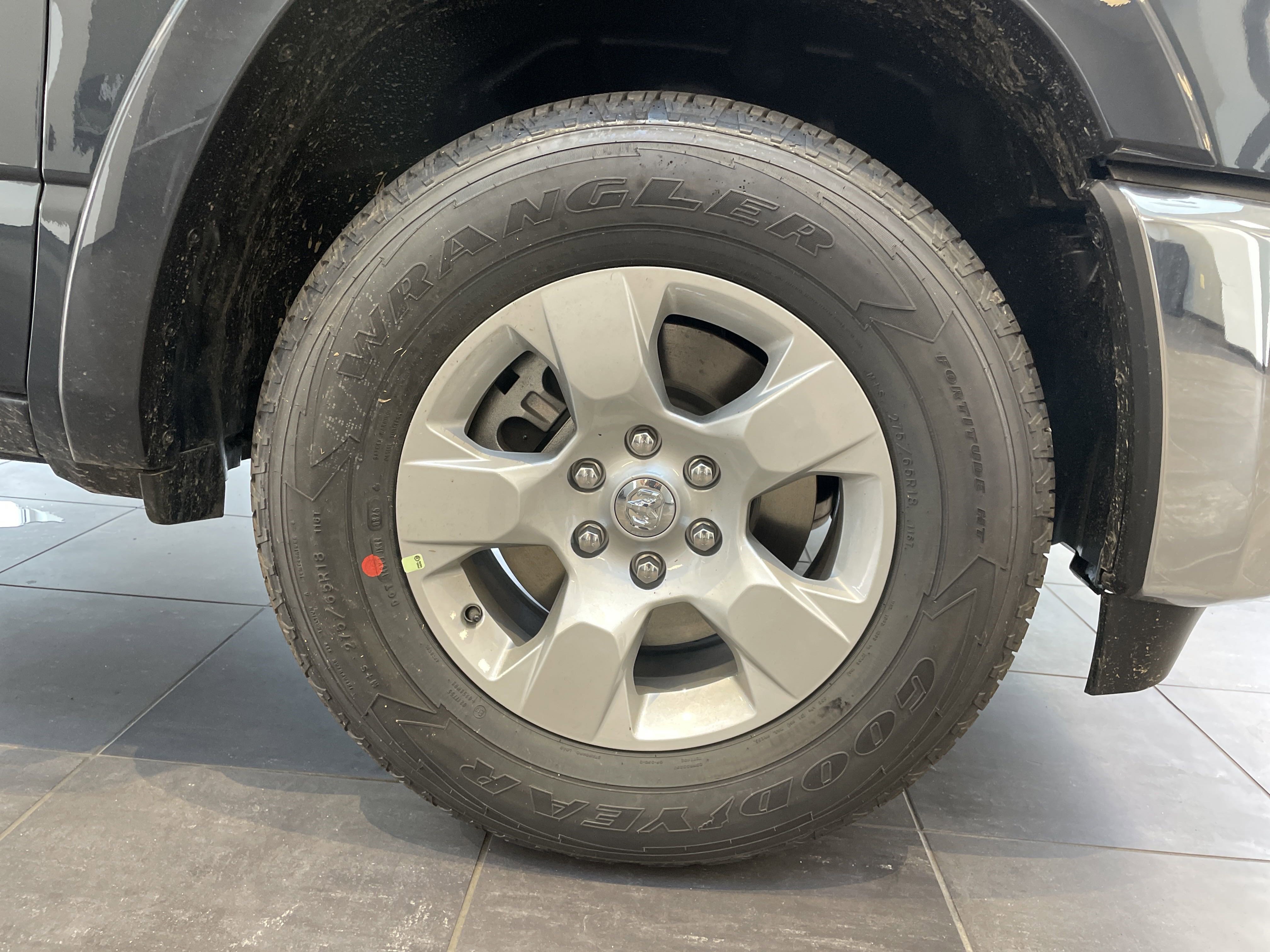 Certified 2025 RAM 1500 Big Horn image 12