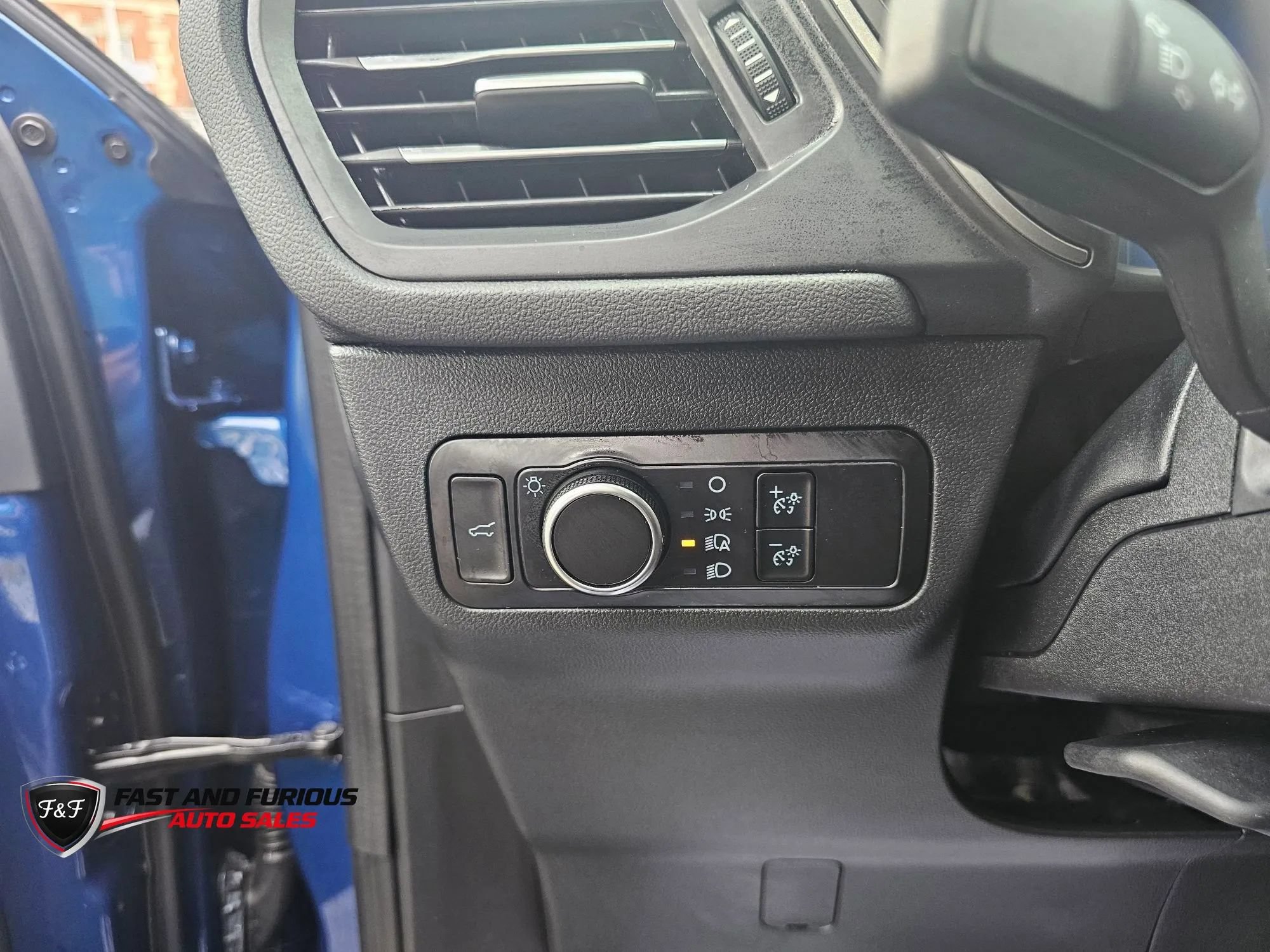 Used 2023 Ford Escape Active w/ Tech Pack #1 AWD/4WD image 34