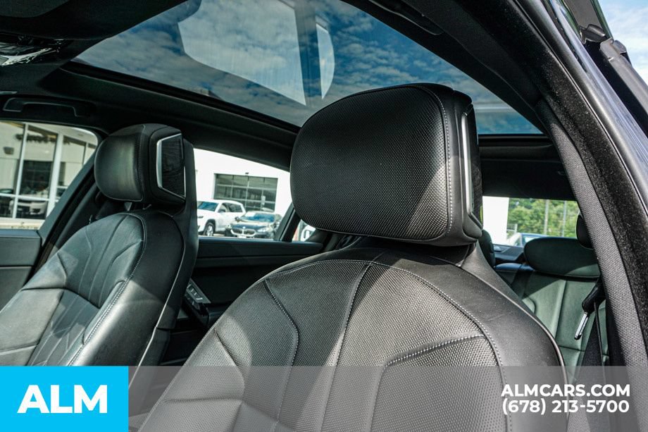 Used 2024 BMW 740i xDrive AWD/4WD image 17