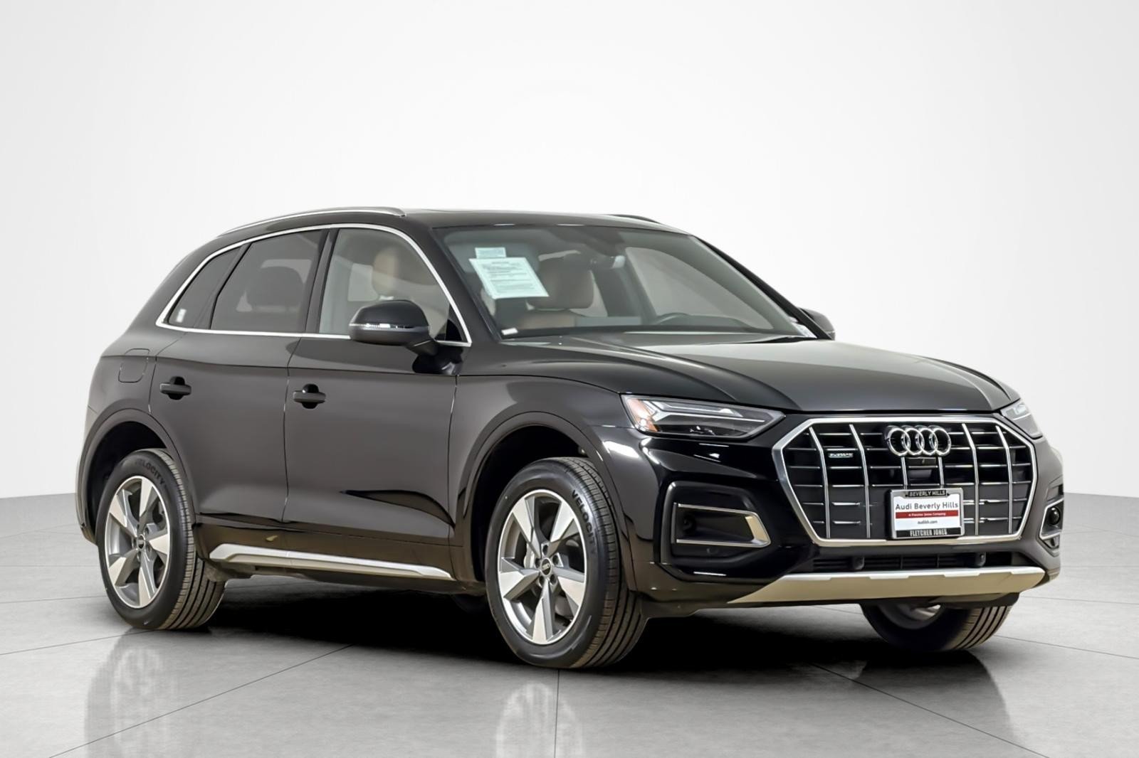 Used 2023 Audi Q5 2.0T Premium Plus w/ Premium Plus Package AWD/4WD image 7