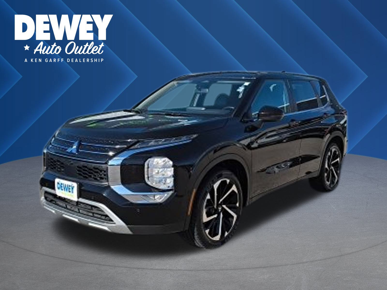 Used 2024 Mitsubishi Outlander SE