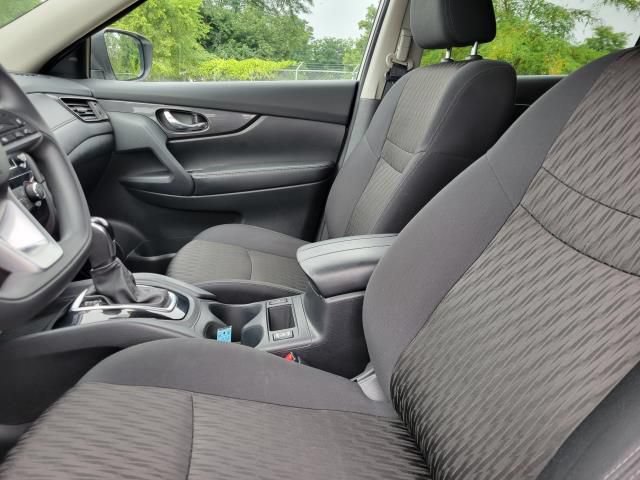 Used 2020 Nissan Rogue SV AWD/4WD image 17