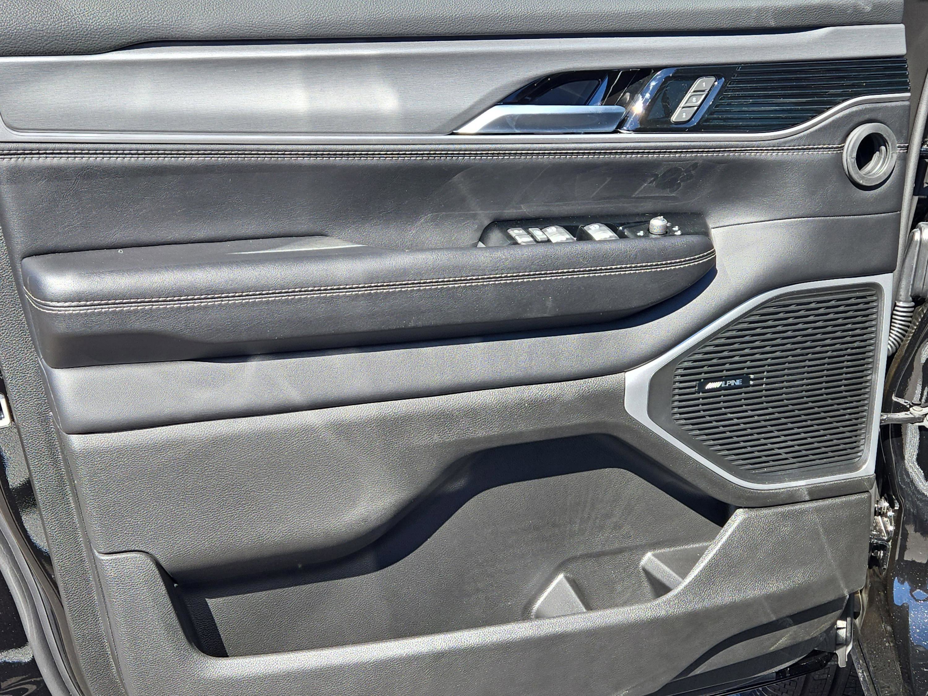 New 2025 Jeep Wagoneer Series II image 14