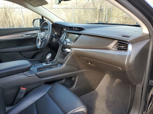 Certified 2018 Cadillac XT5 Luxury w/ LPO, Radiant Package image 30
