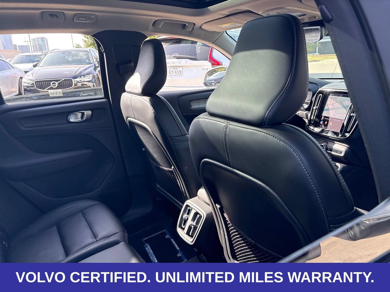Certified 2023 Volvo XC40 B5 Plus w/ Protection Package Premier AWD/4WD image 12