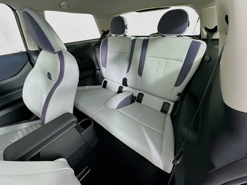 Certified 2025 MINI Cooper S image 25