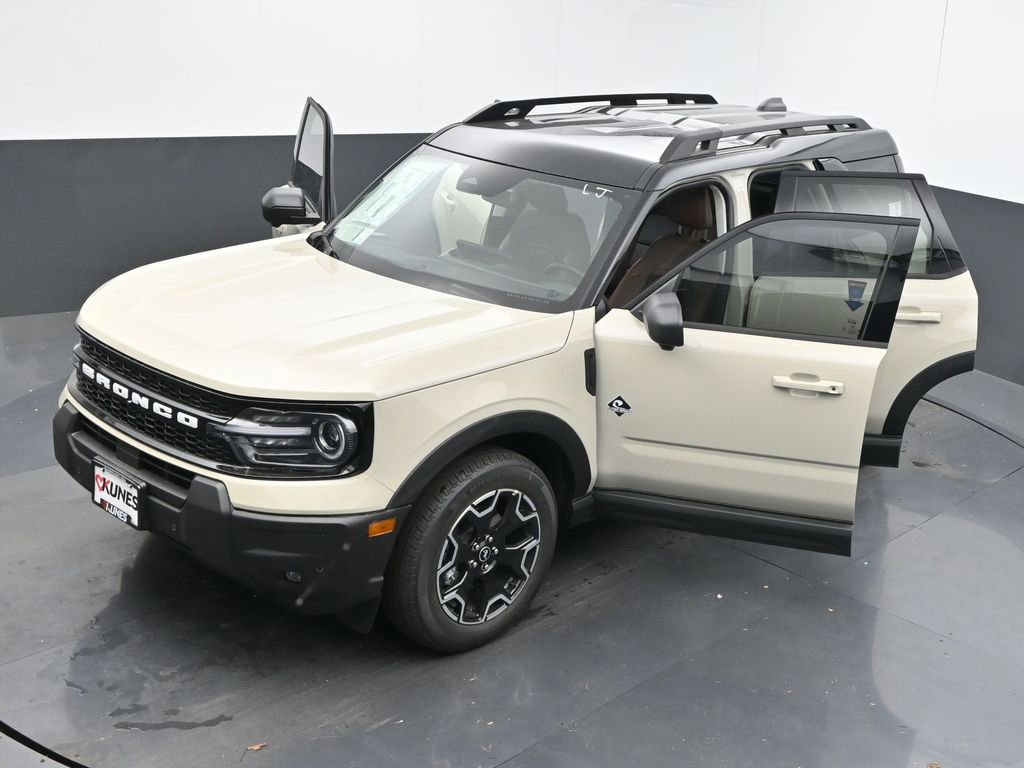 New 2025 Ford Bronco Sport Outer Banks w/ Outer Banks Tech Package+ image 62