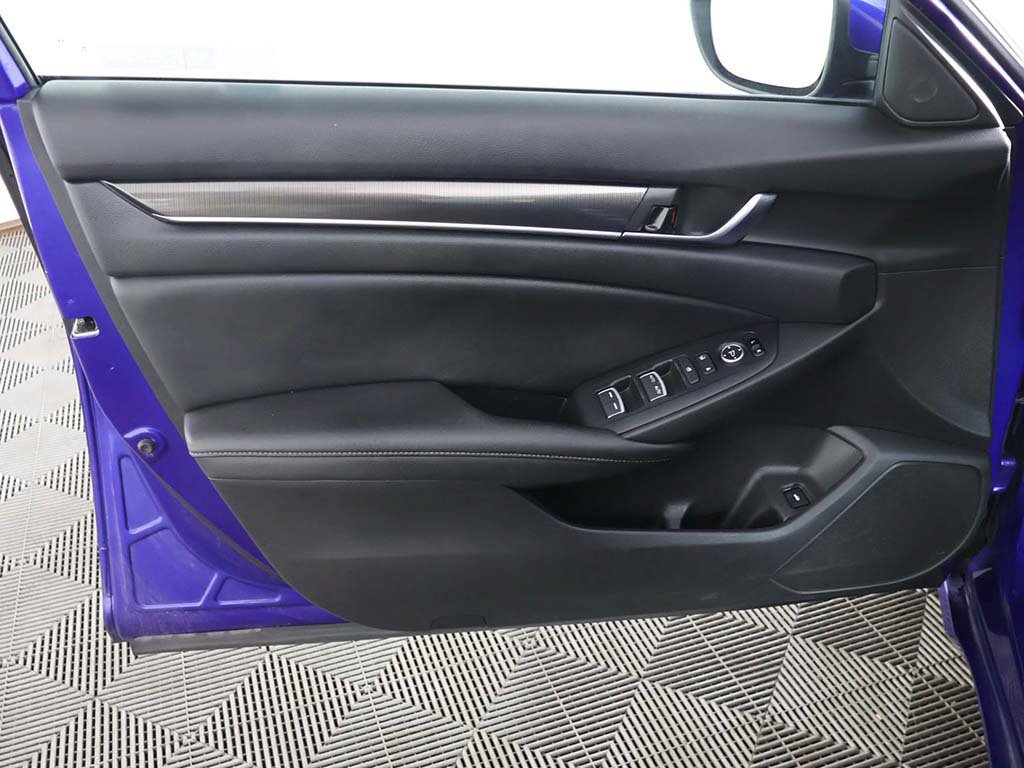 Used 2020 Honda Accord Sport image 19