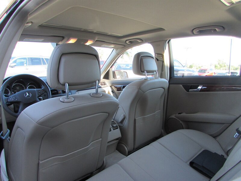 Used 2011 Mercedes-Benz C 300 Sedan image 21