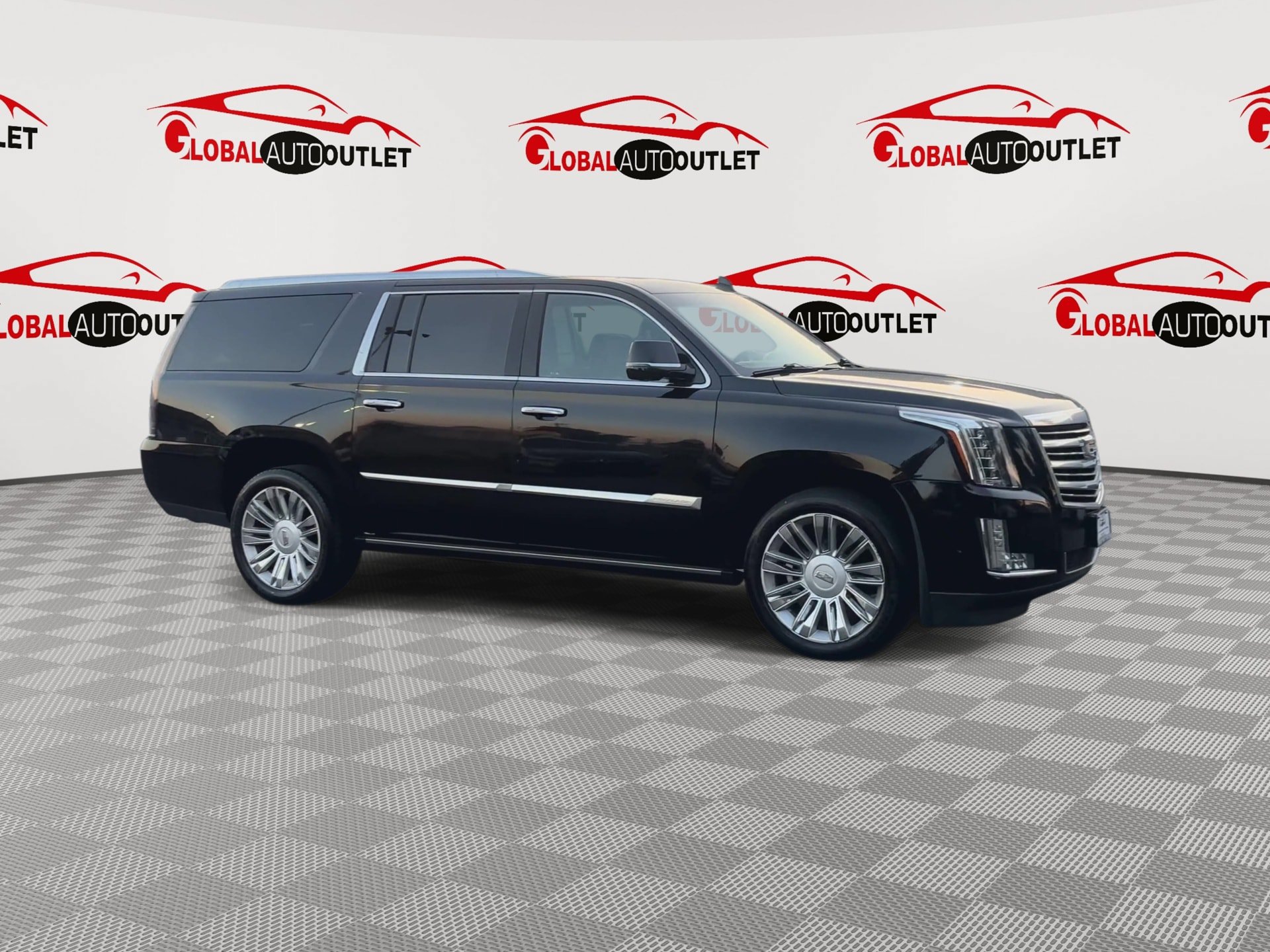 Used 2019 Cadillac Escalade ESV Platinum AWD/4WD image 2