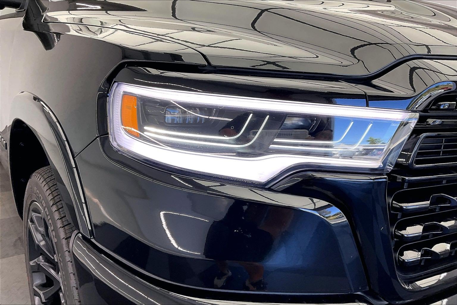 New 2026 RAM 1500 Limited AWD/4WD image 15