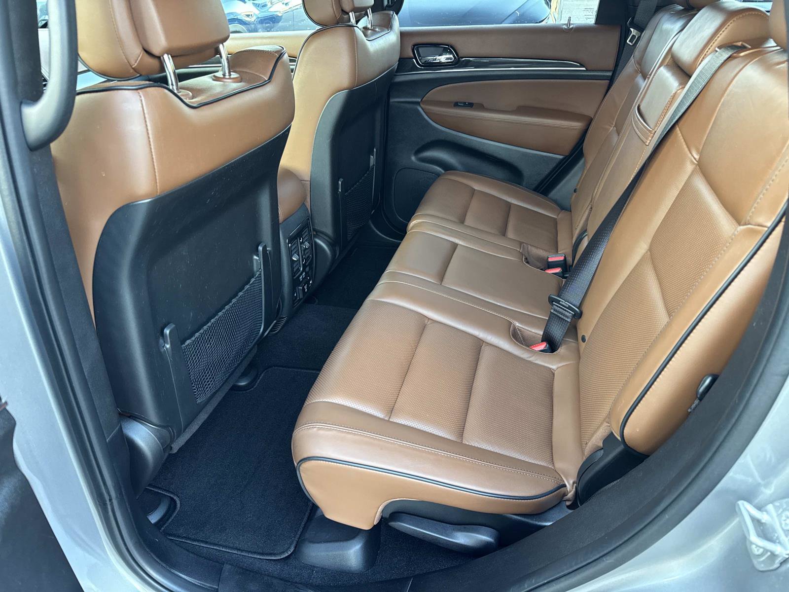 Used 2021 Jeep Grand Cherokee Overland image 13