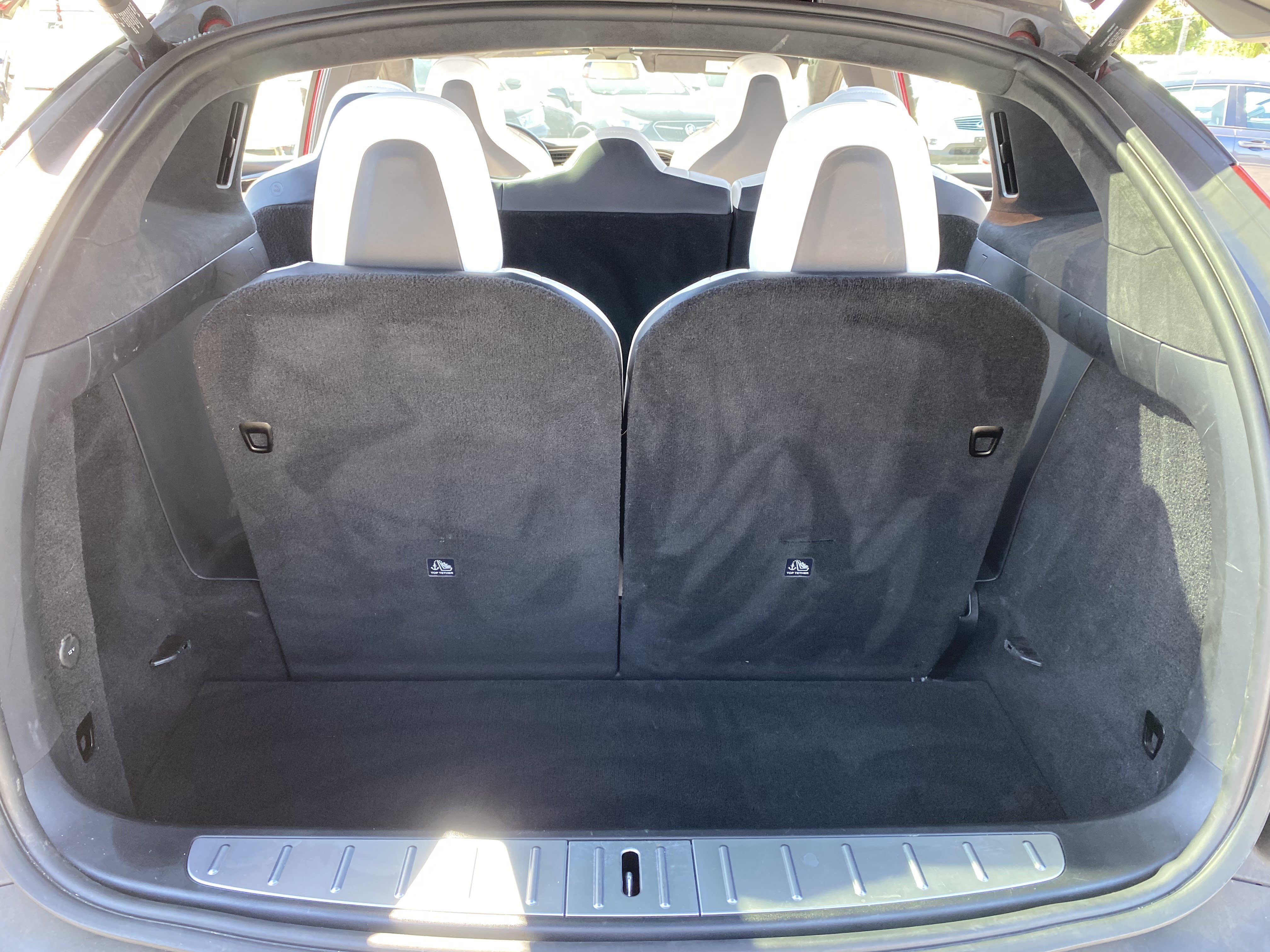 Used 2018 Tesla Model X 75D AWD/4WD image 19