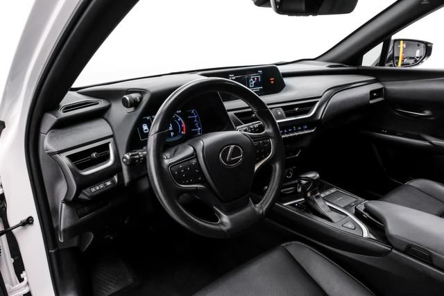 Used 2019 Lexus UX 200 w/ Premium Package FWD image 3