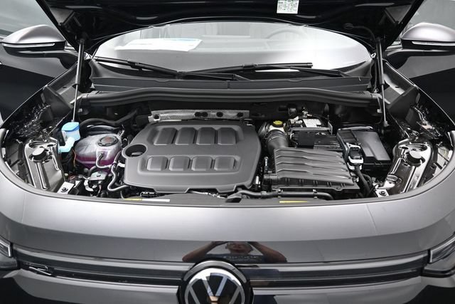 New 2026 Volkswagen Tiguan SE R-Line AWD/4WD image 15