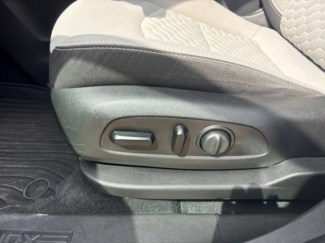 Used 2020 Chevrolet Equinox LS w/ LS Convenience Package AWD/4WD image 14