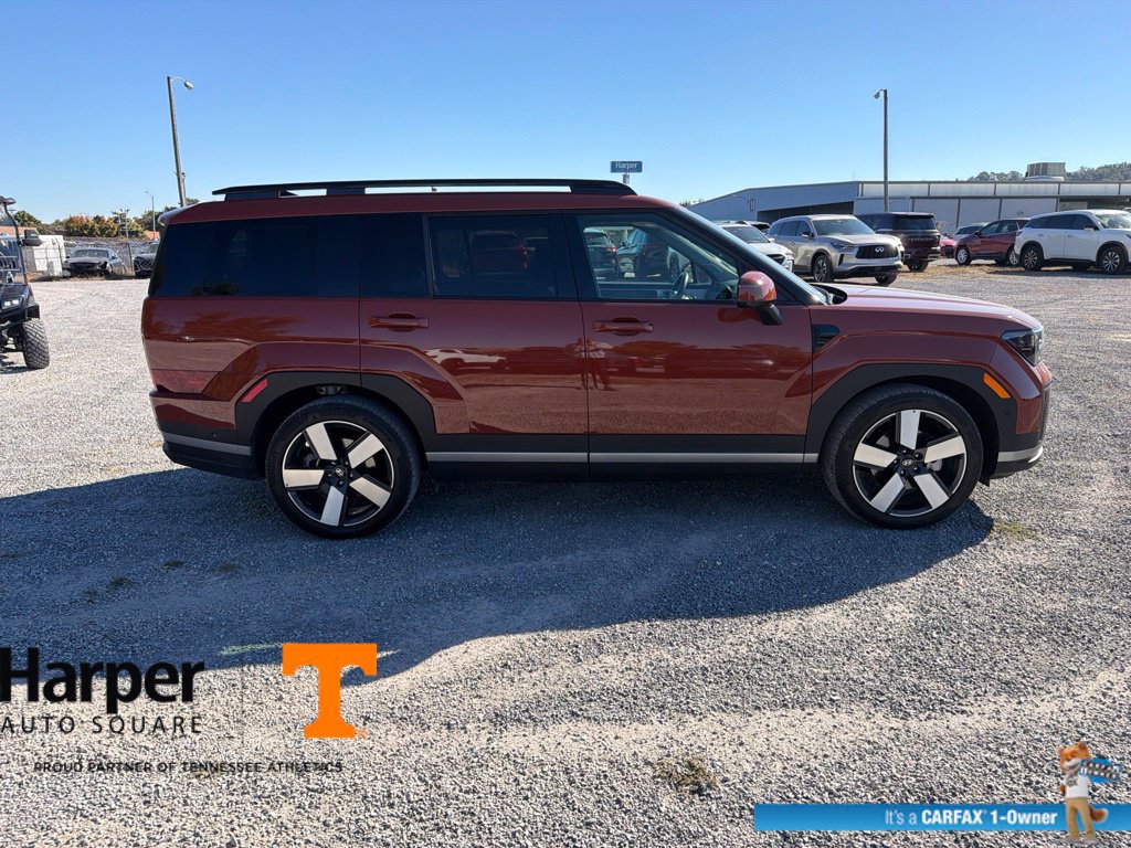 Used 2025 Hyundai Santa Fe Limited AWD/4WD image 6