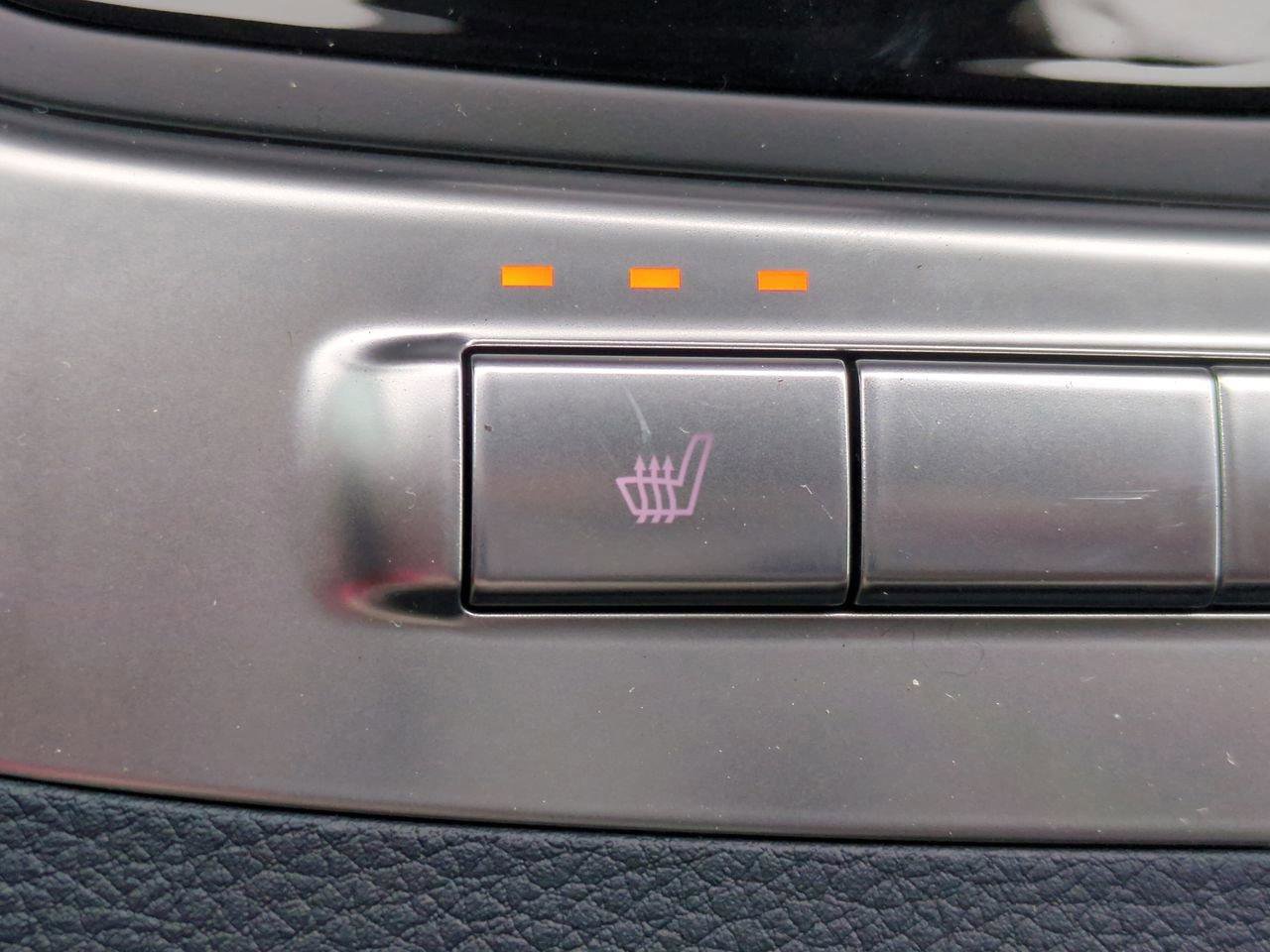 New 2026 Kia Carnival EX FWD image 23